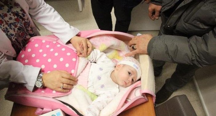 Konya'da 2 aylık bebek kış vakti sokağa bırakıldı