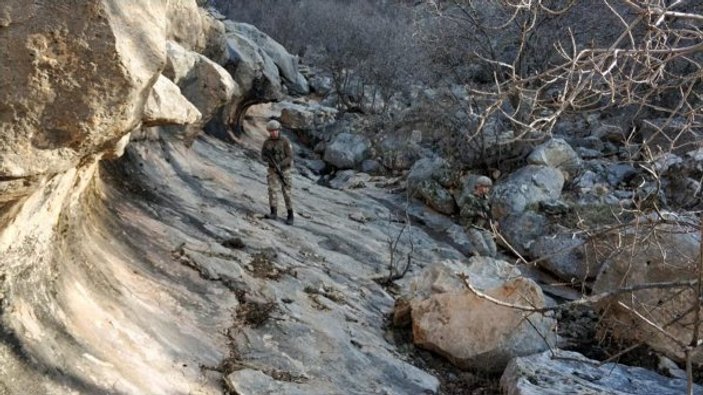 Siirt'te düzenlenen operasyonda 6 PKK sığınağı bulundu