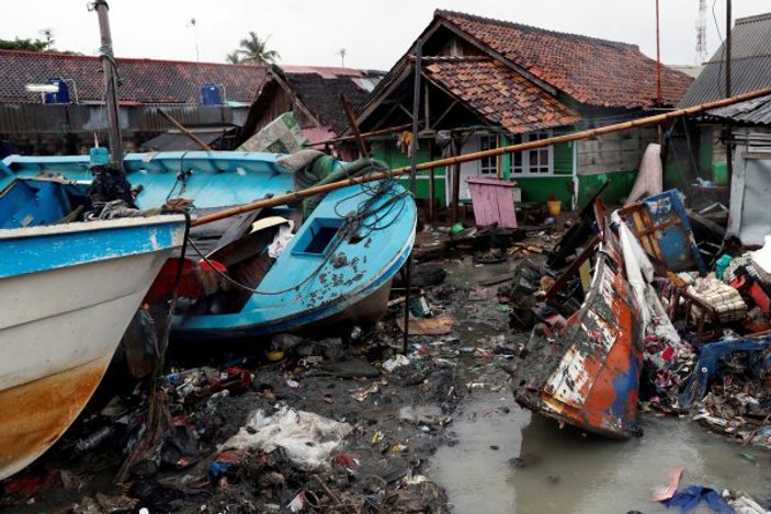 Endonezya’da yeni tsunami alarmı verildi