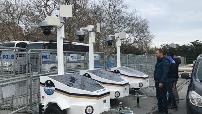 Taksim'de sıkı yılbaşı önlemleri