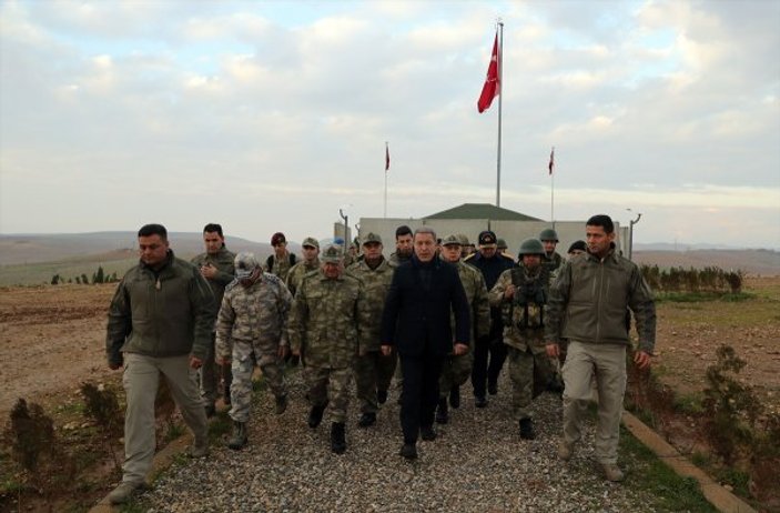 Hulusi Akar Süleyman Şah Türbesi'nde