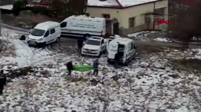 Kayseri'de 2 liseli 25 köpeğin saldırısına uğradı