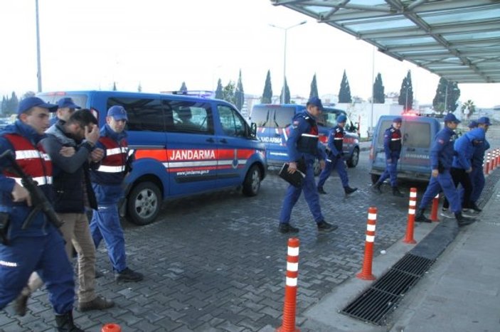 İzmir’de 4 günlük uyuşturucu baskınlarında 46 gözaltı