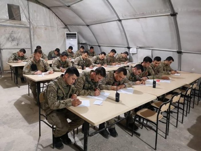 Öğrencilerden askerlere giden mektuplar cevap buldu