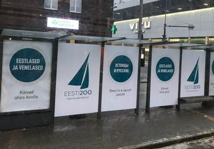 Estonya'da afişler tepki topladı