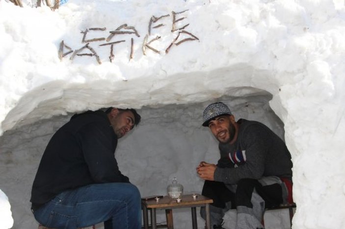 Bingöl'de kardan kafe yaptılar