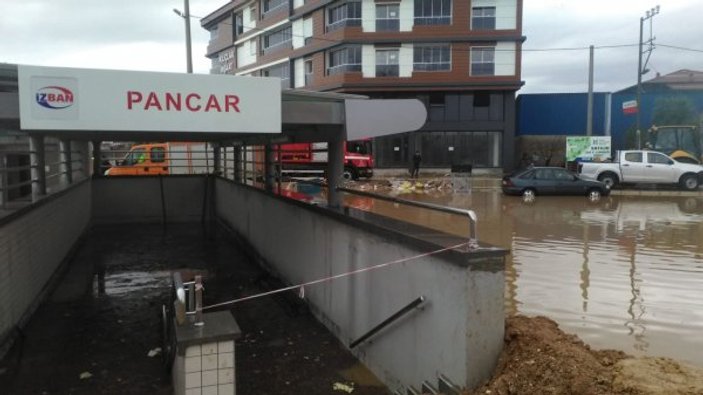 İZBAN Pancar istasyonunu su bastı