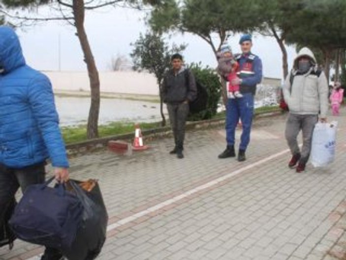 Edirne'de 417 düzensiz göçmen yakalandı