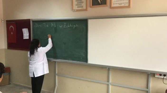 Down sendromlu Aynur'un öğretmenlik hayali gerçek oldu
