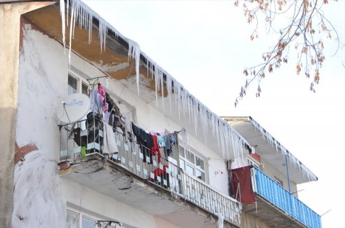 Erzurum'da soğuk hava etkili oluyor