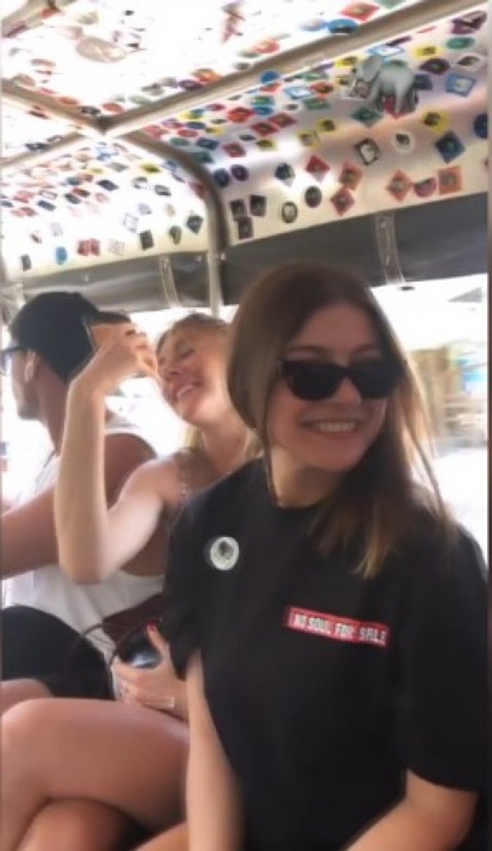 Şeyma Subaşı DJ sevgilisi ile Phuket'te görüntülendi