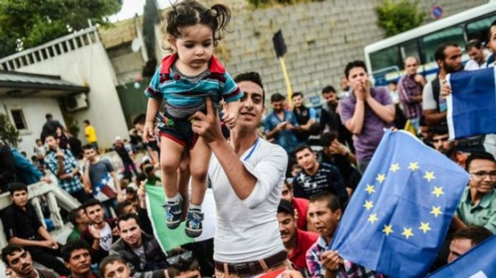 AB: Avrupa'da mülteci krizi yok