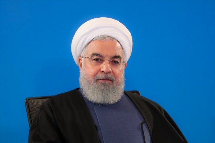 Ruhani: Kamuoyu iradesine karşı savaşamayız