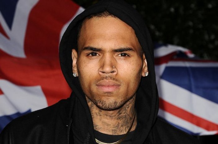 ABD'li şarkıcı Chris Brown tutuklandı