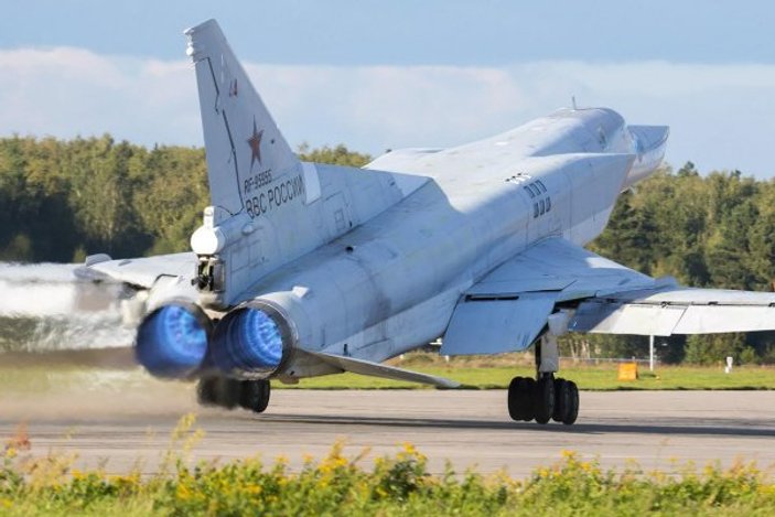 Rusya'da bombardıman uçağı düştü: 2 ölü, 2 yaralı