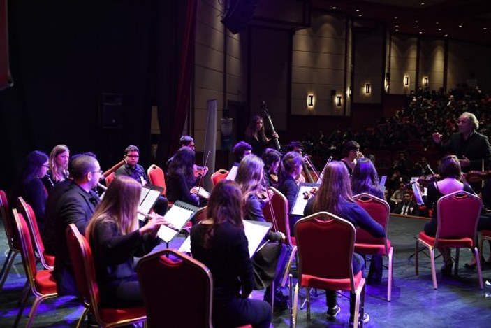 Üsküdar Belediyesi'nin gençler için Değer Sensin projesi