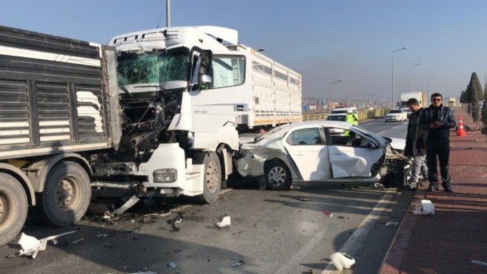 Konya-Ankara karayolunda 33 araç birbirine girdi