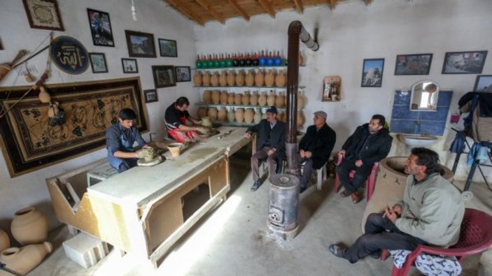 Van'da baba mesleği çömlekçiliği yaşatmaya çalışıyor