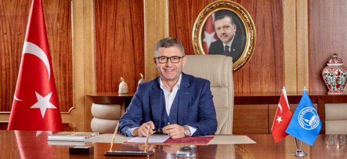 31 Mart 2019 yerel seçimlerinde Ak Parti'nin Üsküdar Belediye Başkanı Adayı Hilmi Türkmen kimdir 