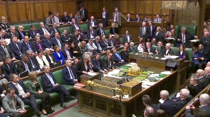 İngiltere Parlamentosu: Anlaşmasız AB'den ayrılmayalım