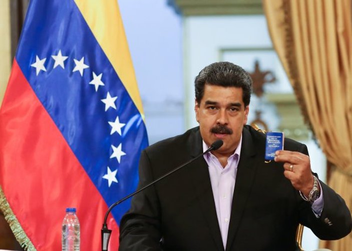 Maduro: ABD, Libya ve Irak'taki gibi petrolümüzü istiyor