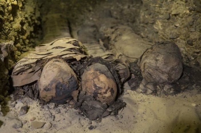 Mısır'da 40 mumya ortaya çıktı
