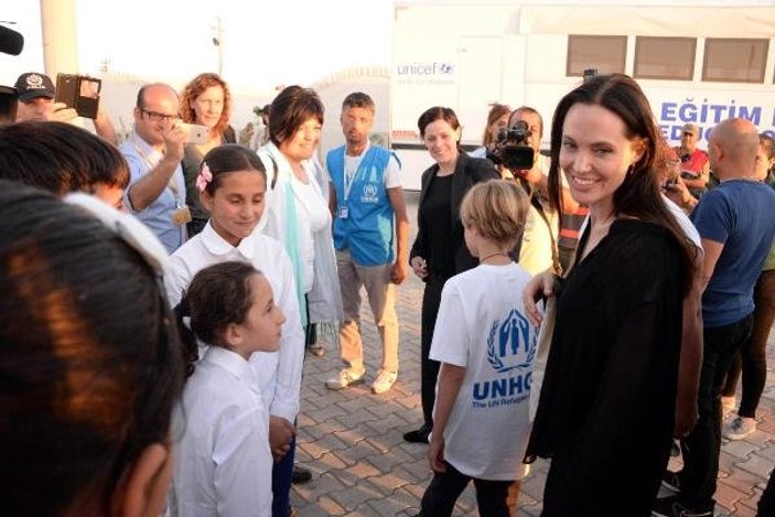 Angelina Jolie, Arakanlı Müslümanlarla buluşacak