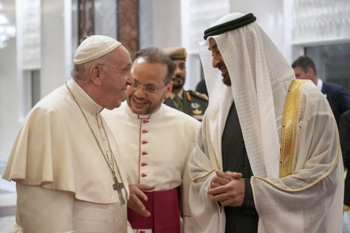 Papa Arap yarımadasına tarihi ziyaret gerçekleştirdi