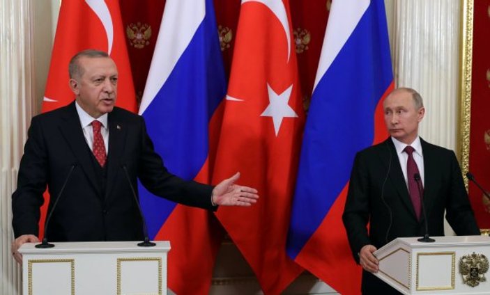 Erdoğan, 'laiklik' ilkesiyle Putin'i engelledi