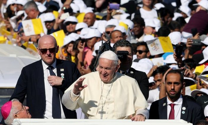 Papa, Venezuela'da taraflar anlaşırsa arabuluculuğa hazır