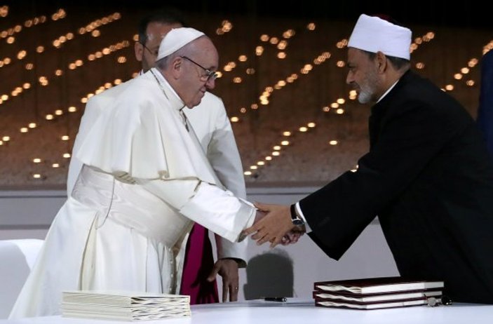Katolik muhafazakarlar Papa'ya kızdı
