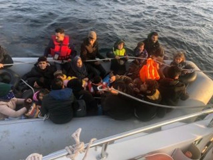 İzmir'de 46 düzensiz göçmen yakalandı