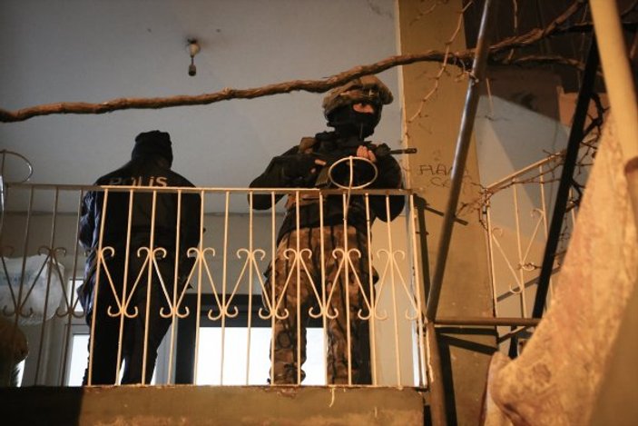 Adana'da PKK operasyonu: 24 gözaltı
