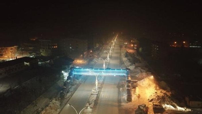 Yüksekova'nın modern aydınlatma sistemi hizmete açıldı