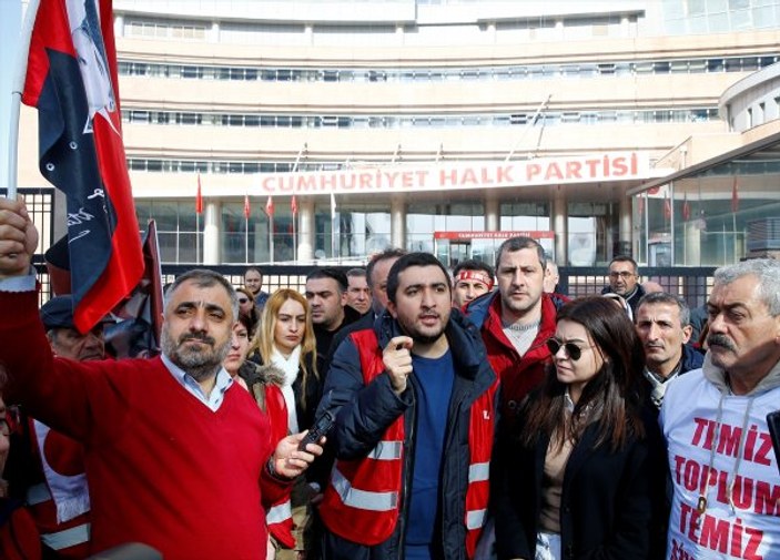 CHP'nin Kırmızı Yelekliler'i Ankara'da