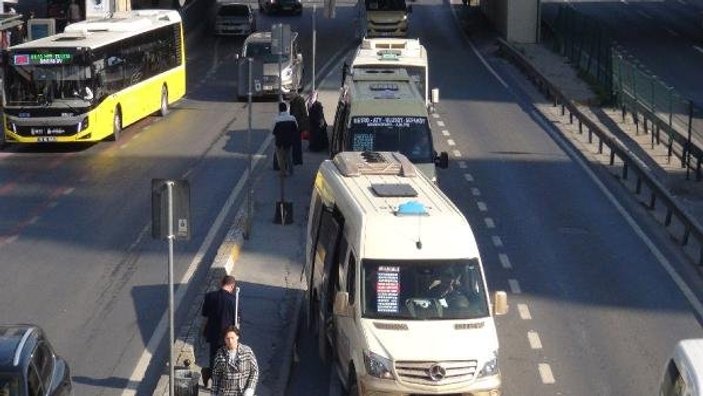 Minibüse ateş açan saldırganlara polis karşılık verdi