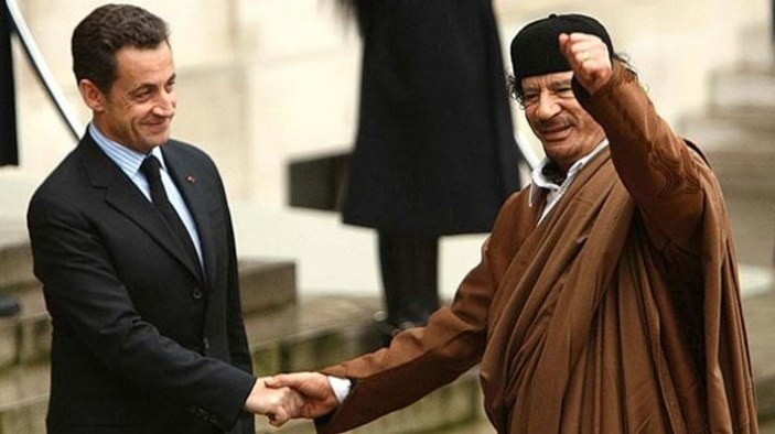 Sarkozy, Kaddafi'den 8 milyon dolar aldı iddası