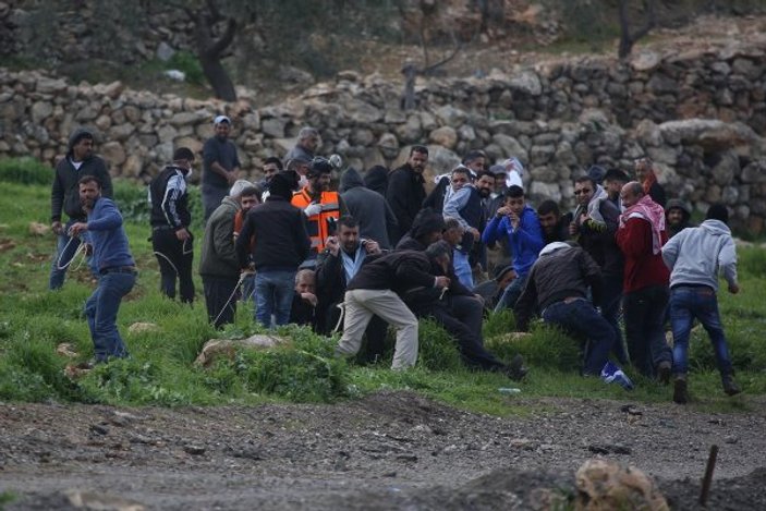 İsrail askerleri Gazze sınırında 3 Filistinliyi yaraladı