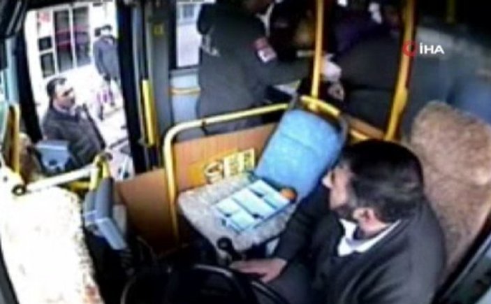 Fenalaşan yolcuyu acil servise otobüs şoförü yetiştirdi