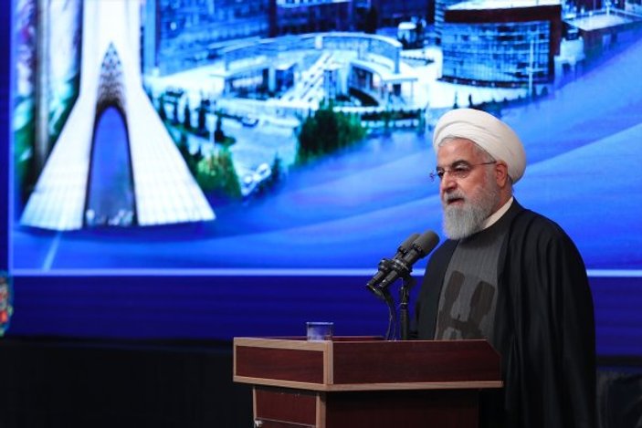 İran Cumhurbaşkanı Ruhani'den özeleştiri: Özgür değiliz