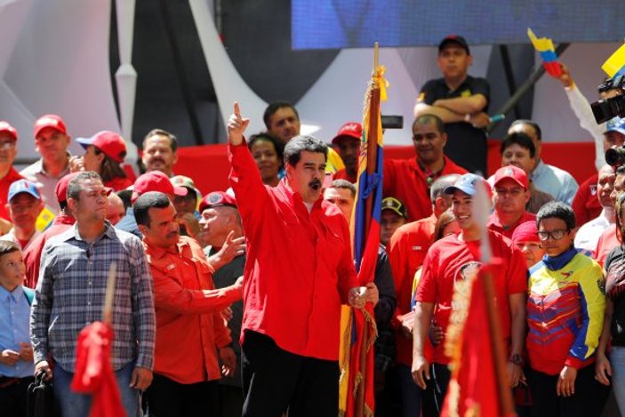 Maduro kendi kullandığı araçla ABD'ye mesaj verdi