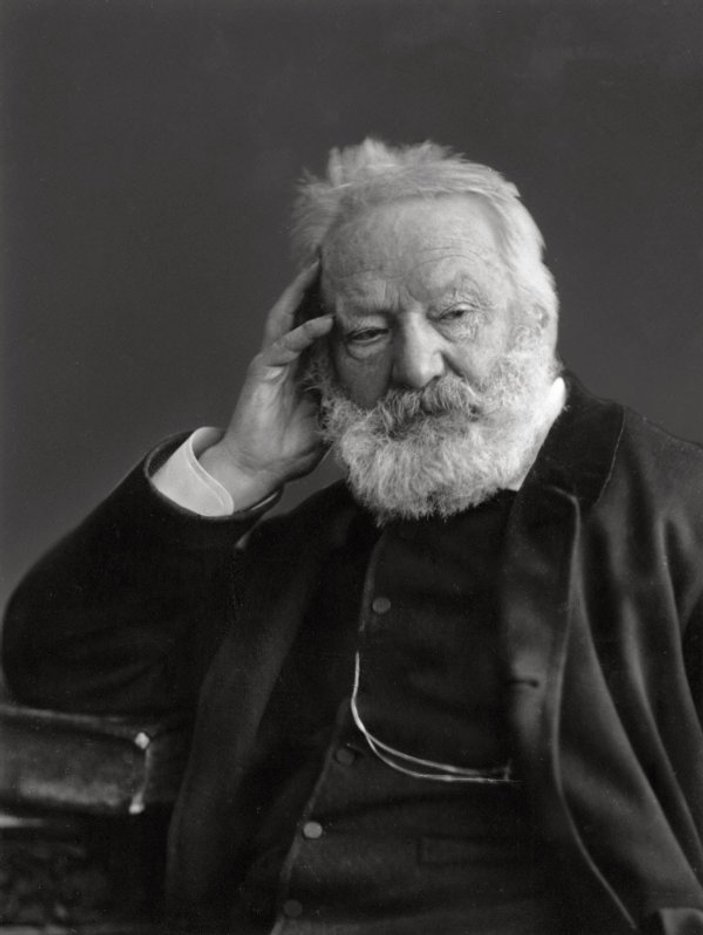 Victor Hugo’nun ölümsüz eserlerinden alıntılar 
