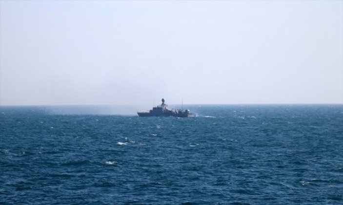 Türk savaş gemileri Kuzey Ege'de hava savunma atışı yaptı