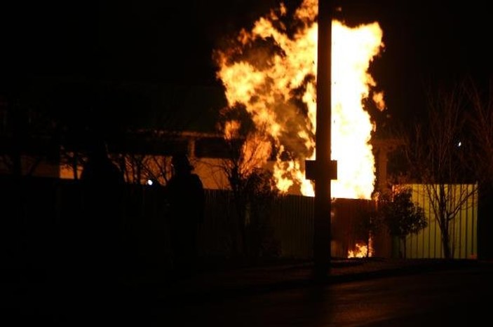 Bolu'da doğalgaz dolum istasyonundaki yangın korkuttu
