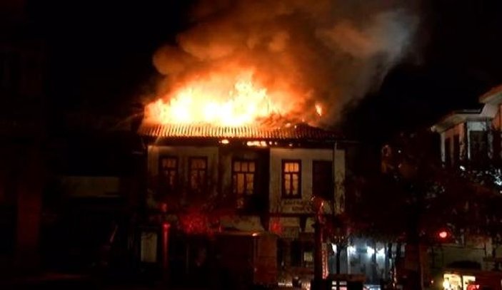 Ankara'da tarihi çarşıda yangın