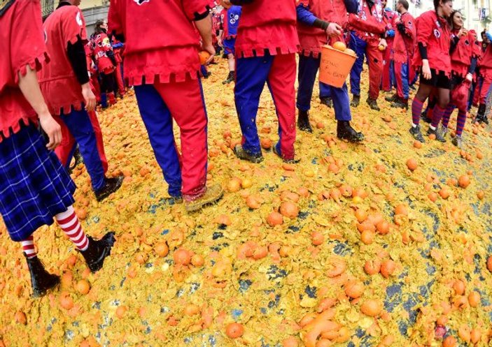 İtalya'da Portakal Savaşları başladı