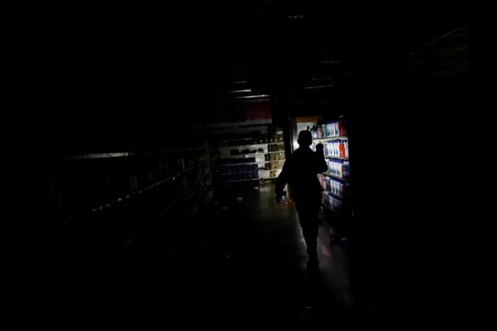 Venezuela hala karanlıkta