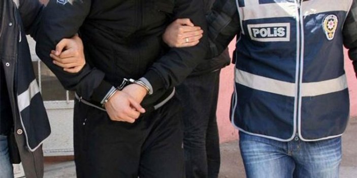 FETÖ'nün İzmir'deki yeni yapılanma planına 42 gözaltı