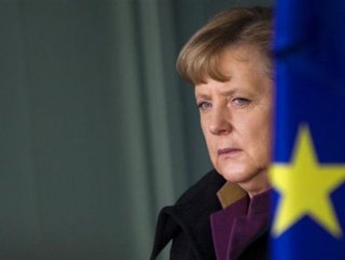 Angela Merkel'in annesi öldü