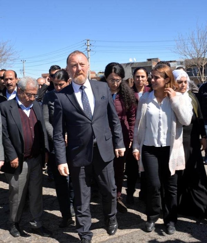 Terörist mezarına gitmek isteyen HDP'lilere izin verilmedi